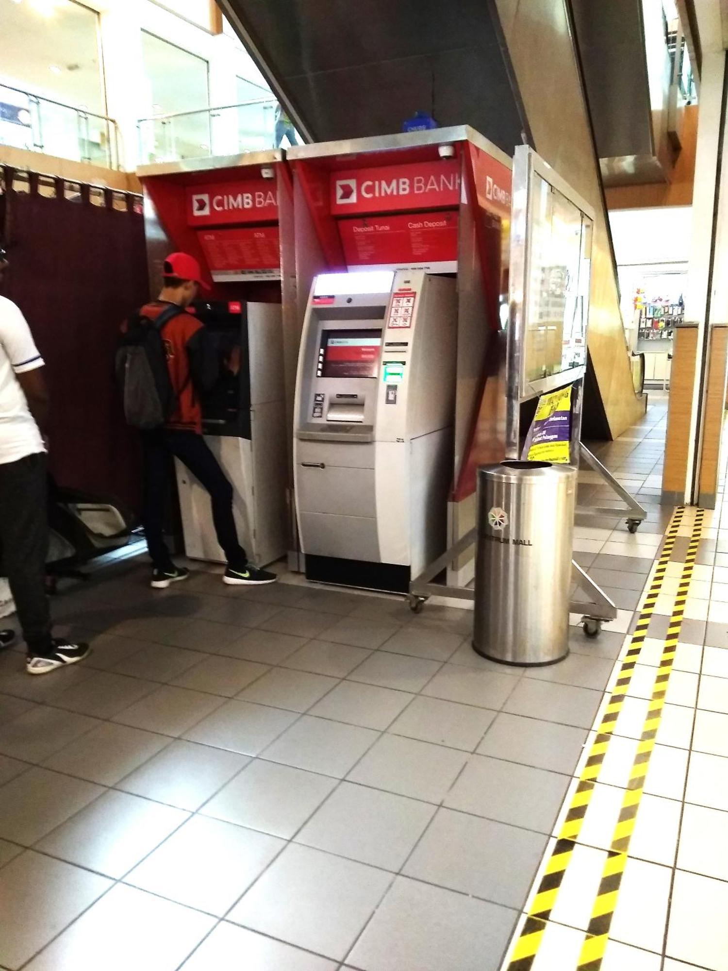 Azfa Duplex Suite At De Centrum Putrajaya Bangi Free Wifi Kajang Eksteriør billede